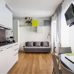 delizioso-bilocale-in-bocconi-porta-romana.it-lombardy.com/